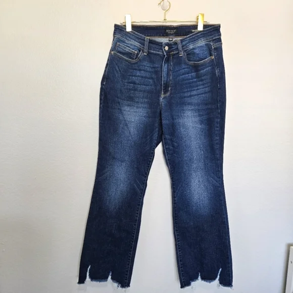 Judy Blue | Bootcut Frayed Hem Denim Jeans, Womens 16W - Picture 5 of 7